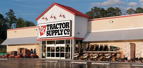 tractor supply store hours